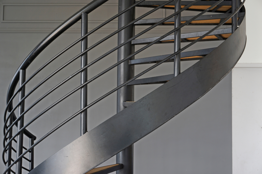 METAL STAIRCASES